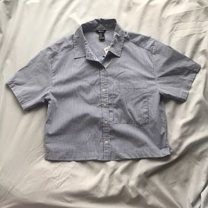 NWT button-down crop top